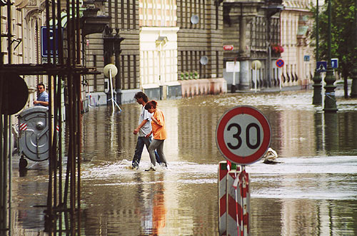 flood 2002 - prague